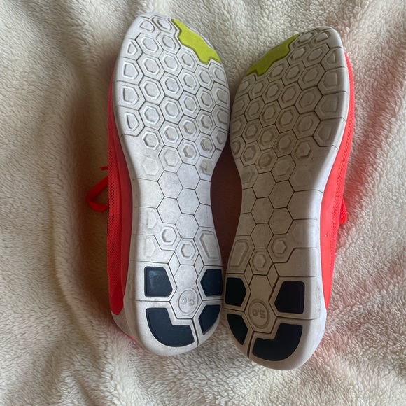 Nike free 5.0 running shoes youth size 5 - Picture 5 of 6